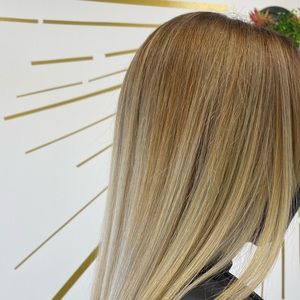 Meet your Posher, Raquel